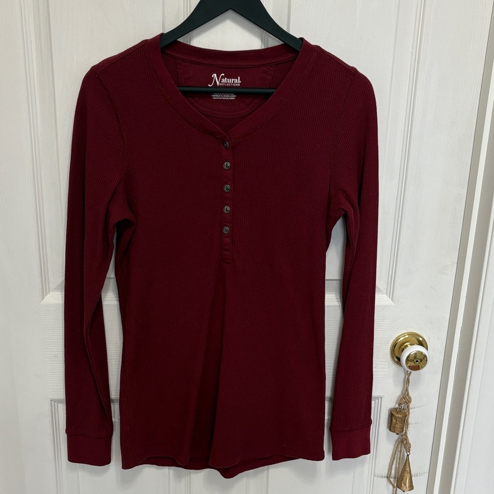 Natural Reflections burgundy thermal henley size small